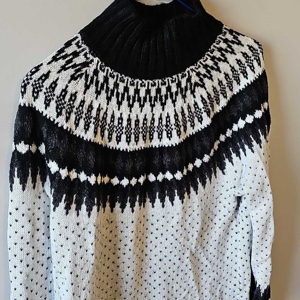 Eddie Bauer Medium Black and White Cowl Neck Sweater - Picture 2 of 5